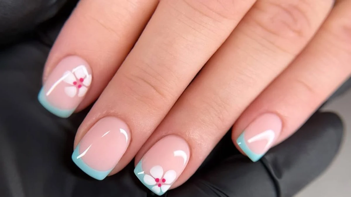 French Tips Doux Floral